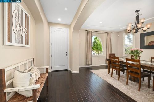 3165 Griffon St, Danville, CA 94506-5010