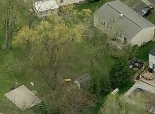 1320 Sierra Dr, Toledo, OH 43616-4042