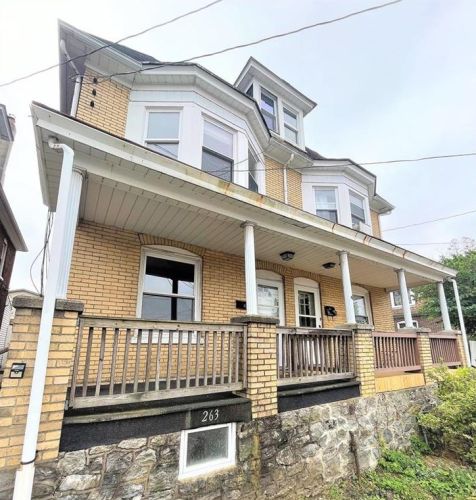263 Wilkes Barre St, Easton PA  18042-6716 exterior