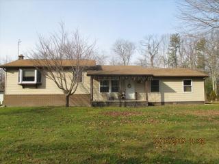 18 Benscoter Rd, Mocanaqua, PA 18655-4202