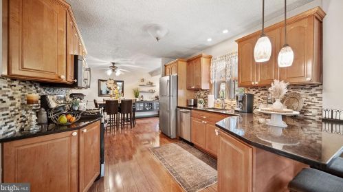 26 Pintinalli Dr, Trenton NJ  08619-1538 exterior