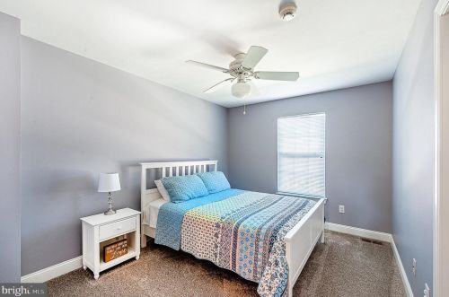 230 Beech Ln, Swedesboro NJ  08085-4034 exterior