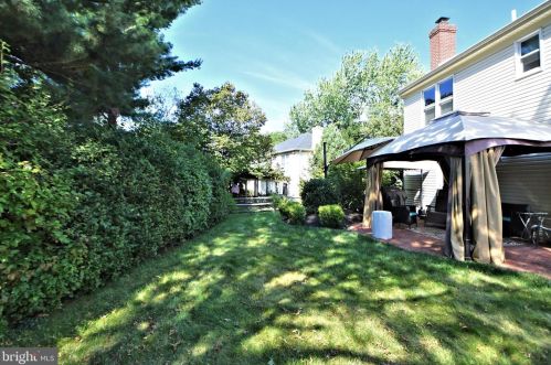 122 Claremont Dr, Lansdale PA 19446-6361 exterior