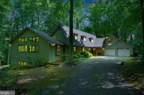 122 River Bend Rd, Fredericksburg, VA 22407-2305