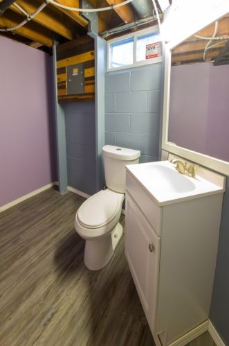 6716 78, Milwaukee WI 53223-4950 exterior