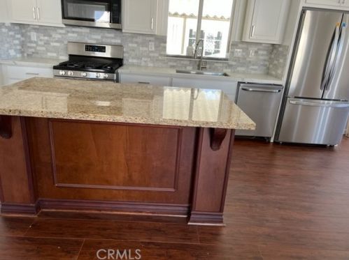 24200 Walnut St, Torrance, CA 90501-6737