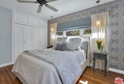 5528 Buffalo Ave, Van Nuys CA 91401-5226 exterior