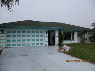 449 Londrina Dr, Punta Gorda FL  33983-5757 exterior