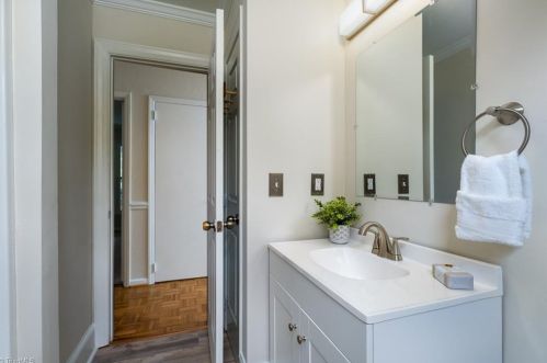 4219 Princeton Ave, Greensboro NC  27407-1725 exterior