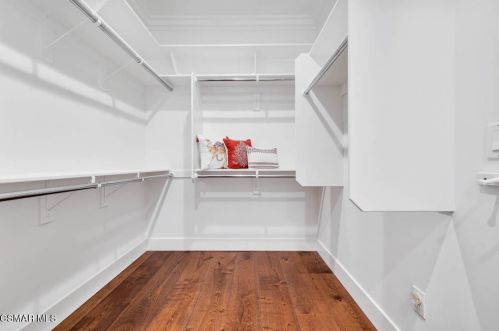 820 Mandalay Bch Rd, Oxnard CA 93035-1078 exterior