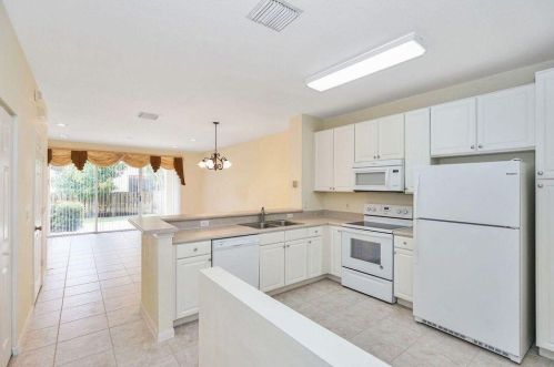 9742 Porta Leona Ln, Boynton Beach FL  33472-2774 exterior