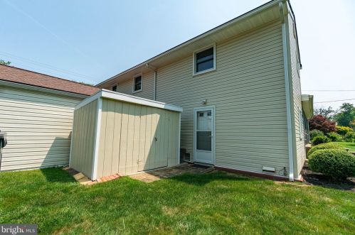 1113 Roeloffs Rd, Yardley PA  19067-4514 exterior
