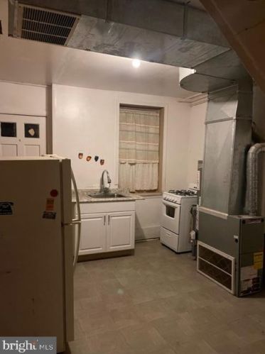 2219 10th St, Washington, DC 20001-4011