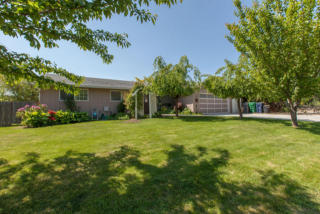 1417 Springwater Ave, Wenatchee WA  98801-1446 exterior