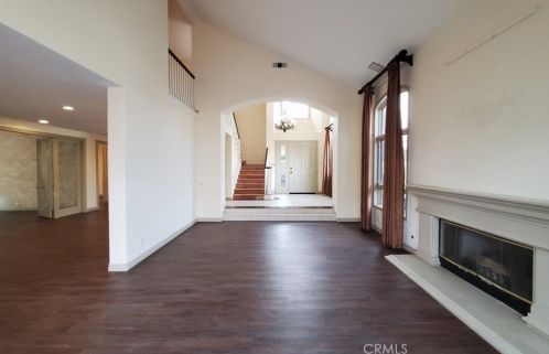 6162 Morningside Dr, Huntington Beach CA 92648-6103 exterior