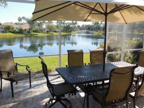 5800 Drummond Way, Naples, FL 34119-9527