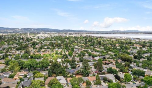 1009 Marsh Rd, Redwood City CA  94063-4431 exterior