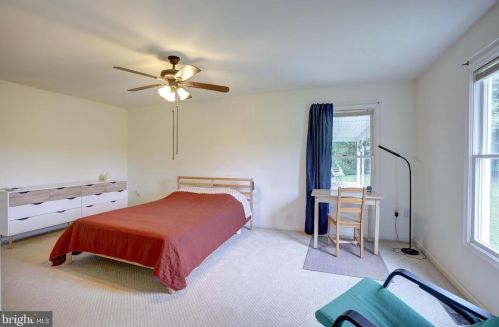 11734 Armistead Filler Ln, Lovettsville VA  20180-1915 exterior