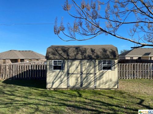 2416 Gail Dr, Copperas Cove TX  76522-4032 exterior