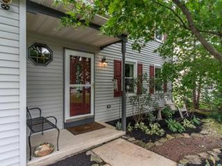 25 Terrace Ave, Schoeneck, PA 17578-9583