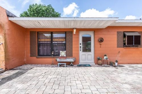 6534 18th Way, Saint Petersburg FL  33702-7146 exterior