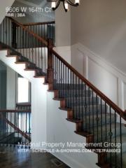 9606 164th Ct, Overland Park KS  66085-7883 exterior