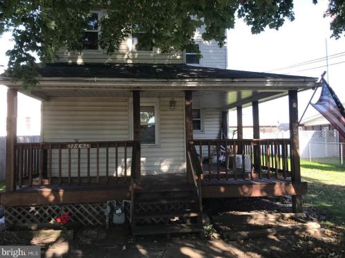 1563 Beale St, Boothwyn, PA 19061-4111