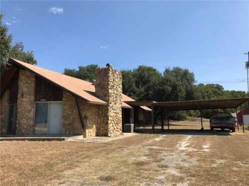 6931 Donegal Dr, Brownwood, TX 76801-0608