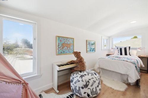 3015 Dakota St, Oakland CA 94602-3801 exterior