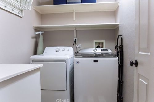 1172 Shooting Star Dr, Beaumont CA  92223-8437 exterior