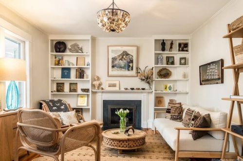 17 Crockett St, Norwalk CT  06853-1610 exterior