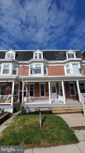 146 Franklin St, Red Lion, PA 17356-1904