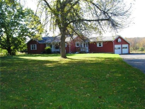4372 Country Club Rd, Geneseo, NY 14454-9712