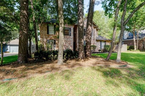 810 Woodland Ln, Conroe, TX 77302-1218