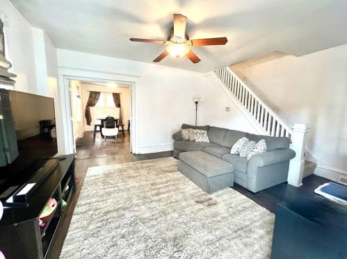 225 James St, Latrobe, PA 15650-2910