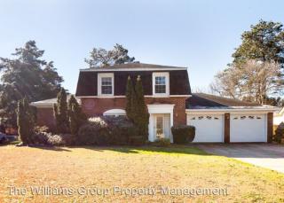 2242 Baywater Dr, Fayetteville NC  28304-5619 exterior