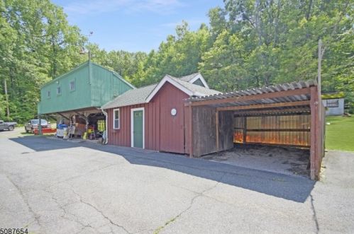 131 Mount Pisgah Ave, Oxford NJ  07863-3070 exterior