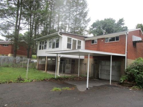3420 Stag Dr, Gibsonia, PA 15044-7974