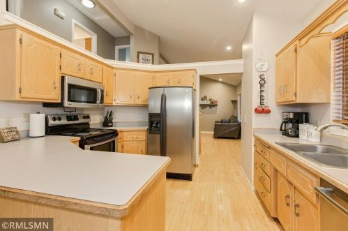 7167 Peterson Trl, Lino Lakes MN  55038-8719 exterior