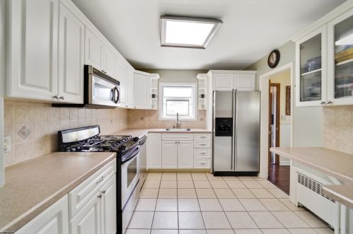612 Leo St, Industrial Hillside, NJ 07205-1729