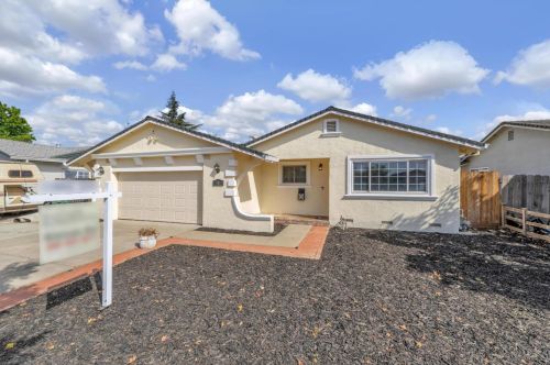 787 Welburn Ave, Gilroy, CA 95020-4134