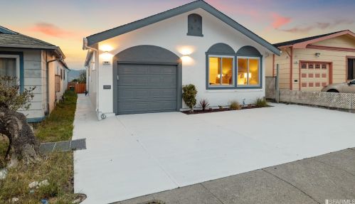 639 Gellert Blvd, Daly City, CA 94015-2703