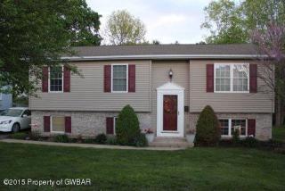 44 Parrish St, Dallas, PA 18612-1739