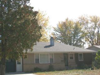 127 Redwood Dr, Mankato, MN 56001-5345