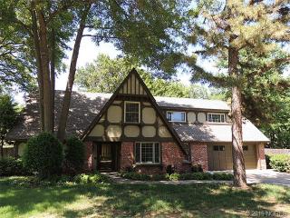 6609 104th St, Tulsa, OK 74133-6738