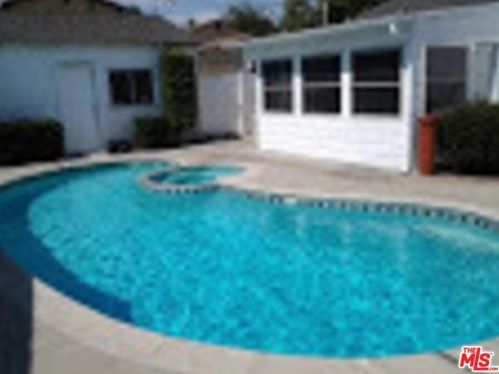 6413 Bakman Ave, North Hollywood, CA 91606-2608