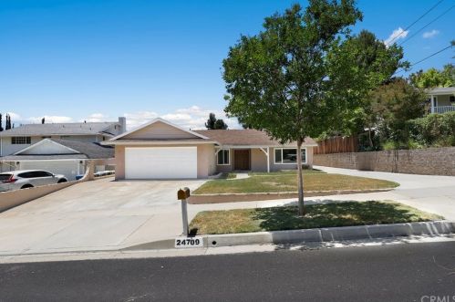 24709 Harby Dr, Santa Clarita, CA 91321-3734
