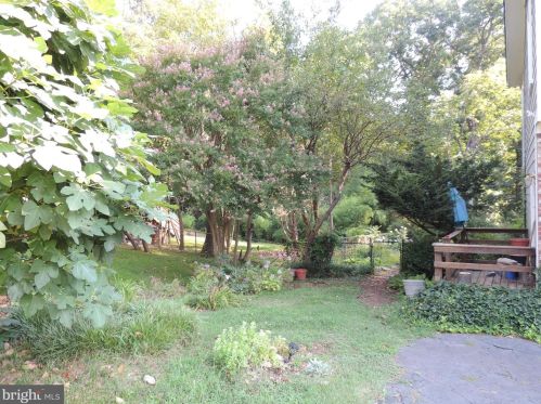 207 Morningside Dr, Fredericksburg, VA 22401-2236
