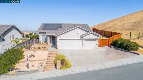 14 Oliveglen Ct, West Pittsburg, CA 94565-7373