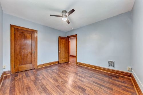 328 Moody Ave, New Castle PA  16105-2487 exterior